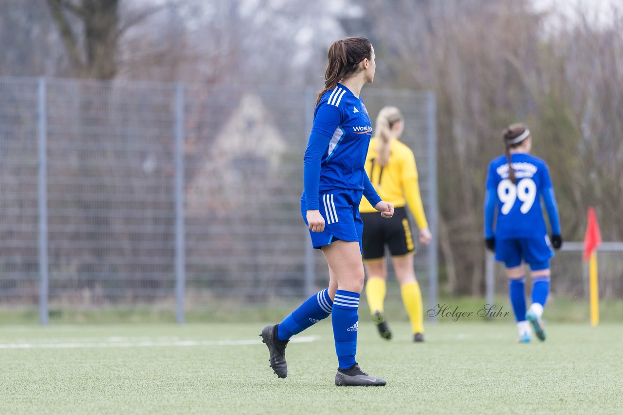 Bild 309 - F SSC Hagen Ahrensburg - SV Frisia Risum-Lindholm : Ergebnis: 1:2